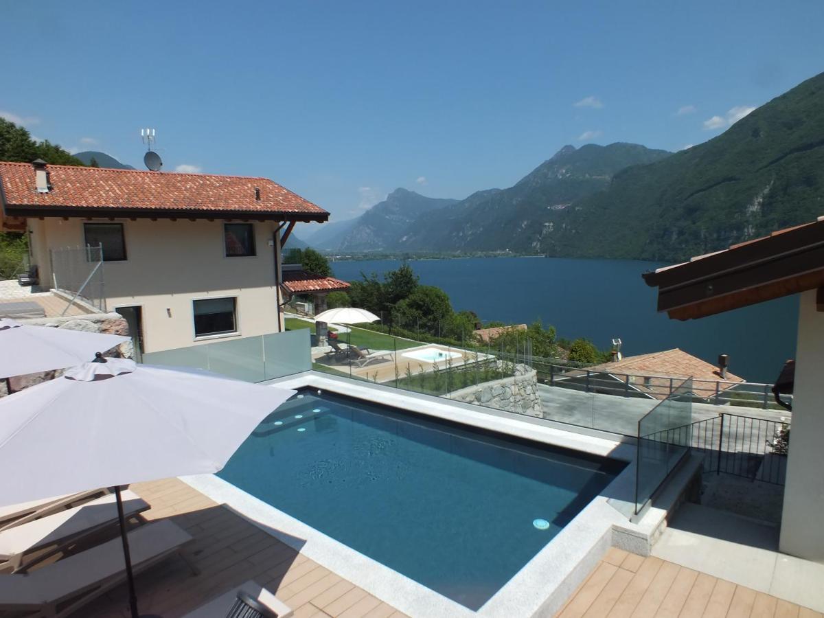 Rocca D'Anfo B&B-Apartments Lake View Exteriör bild