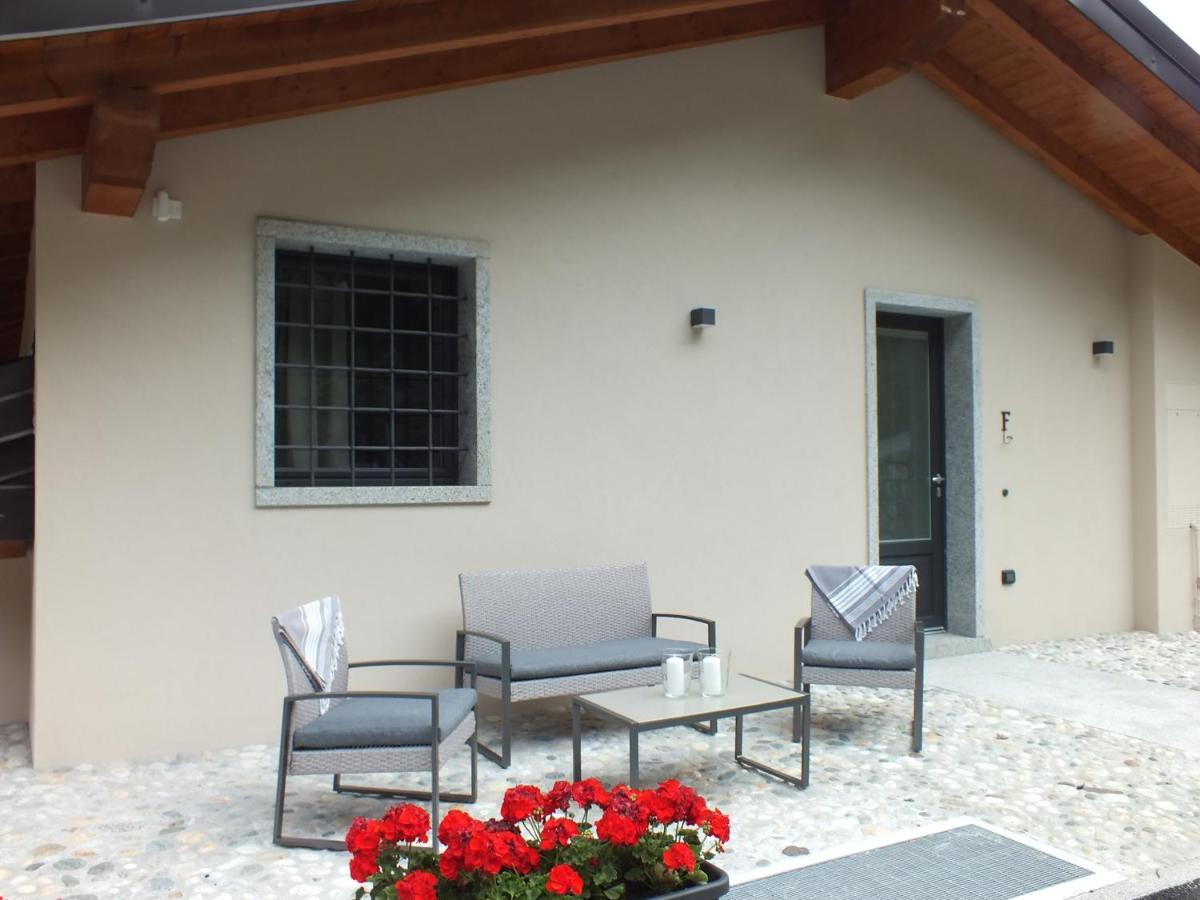 Rocca D'Anfo B&B-Apartments Lake View Exteriör bild