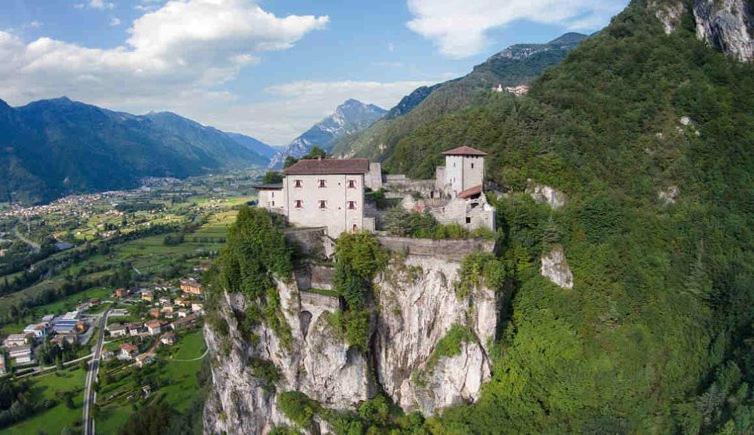 Rocca D'Anfo B&B-Apartments Lake View Exteriör bild